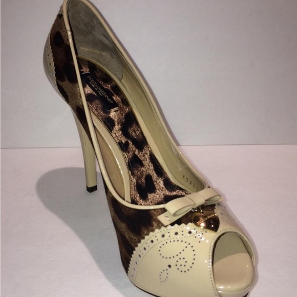 Dolce&Gabbana Peep Toe Leopard Patent Leather Pump - Picture 4 of 7
